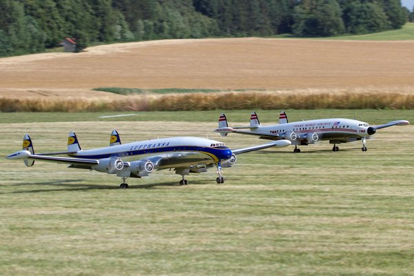 Transformez vos soirées en moments inoubliables avec des broches tendance indispensables !