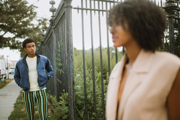 Astuces Incontournables pour Profiter du Confort des Pantalons en Laine Mérinos sans Irritations ! Découvrez le Bien-Être.